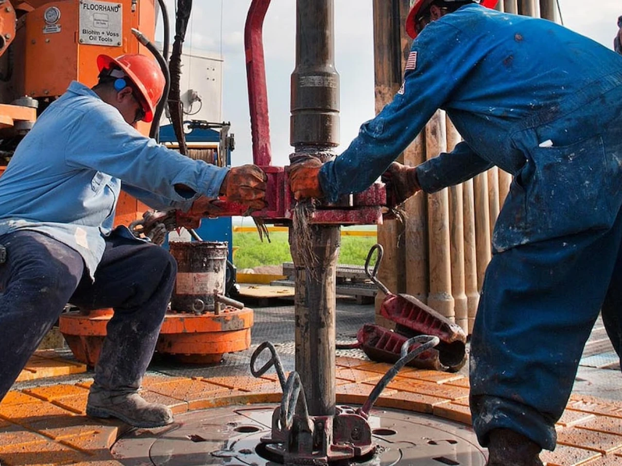 Níger firmó acuerdo con la canadiense Zimar para construir 2 complejos petroleros