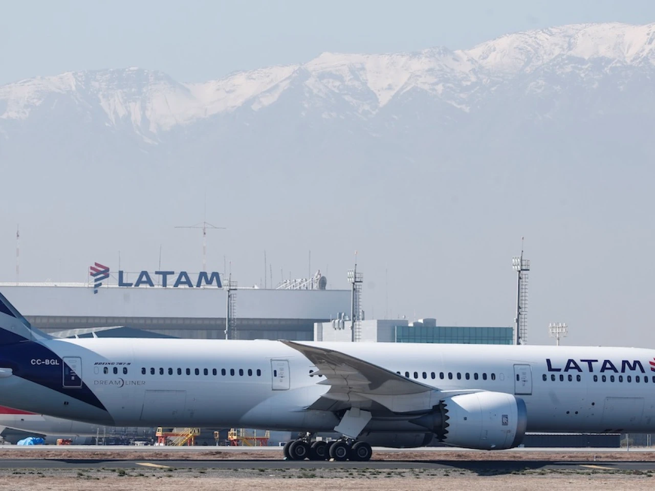 Latam abrirá la ruta Guayaquil-Bogotá