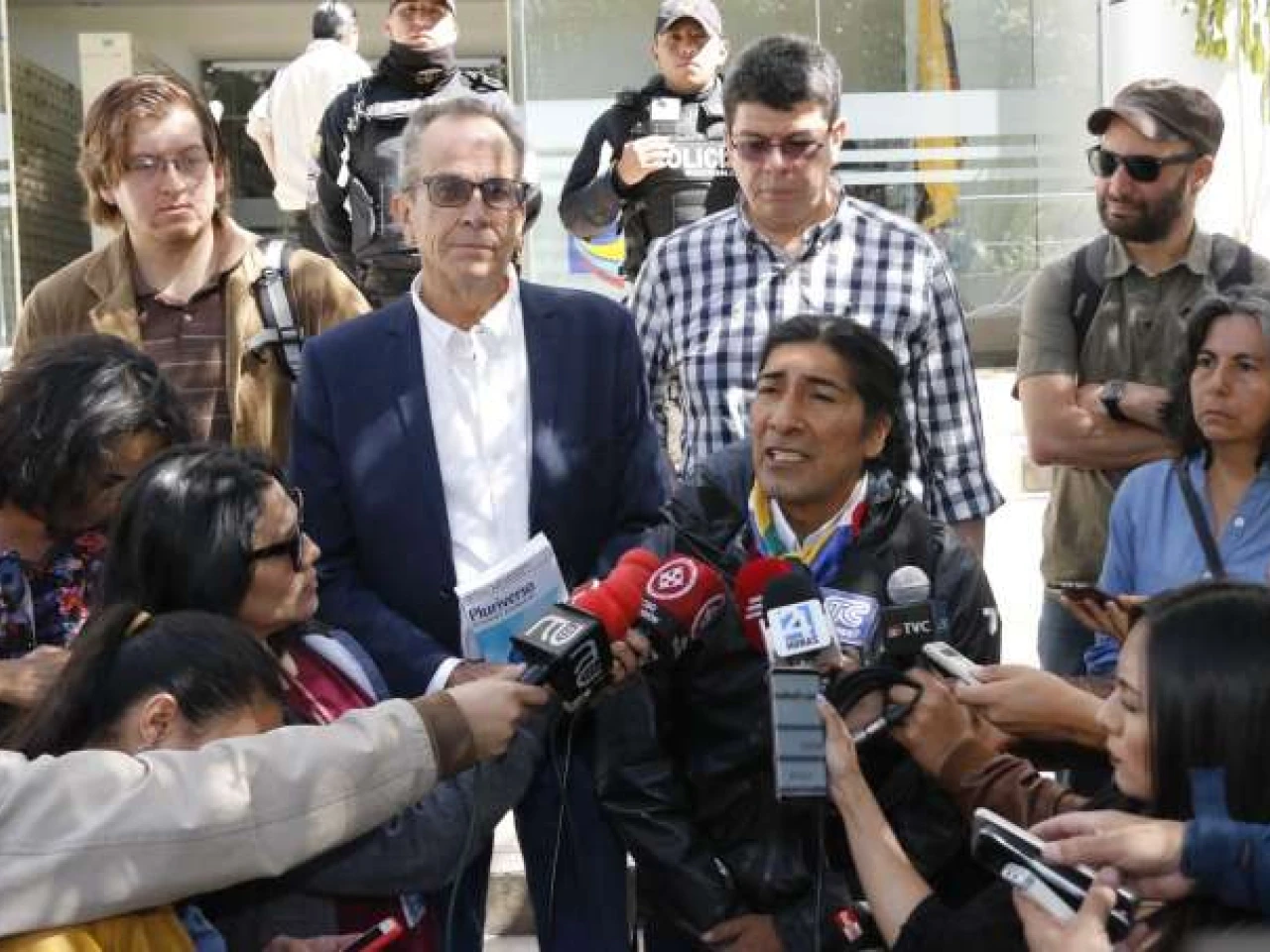 Empresa china pide indemnización de 480 millones de dólares por Río Blanco