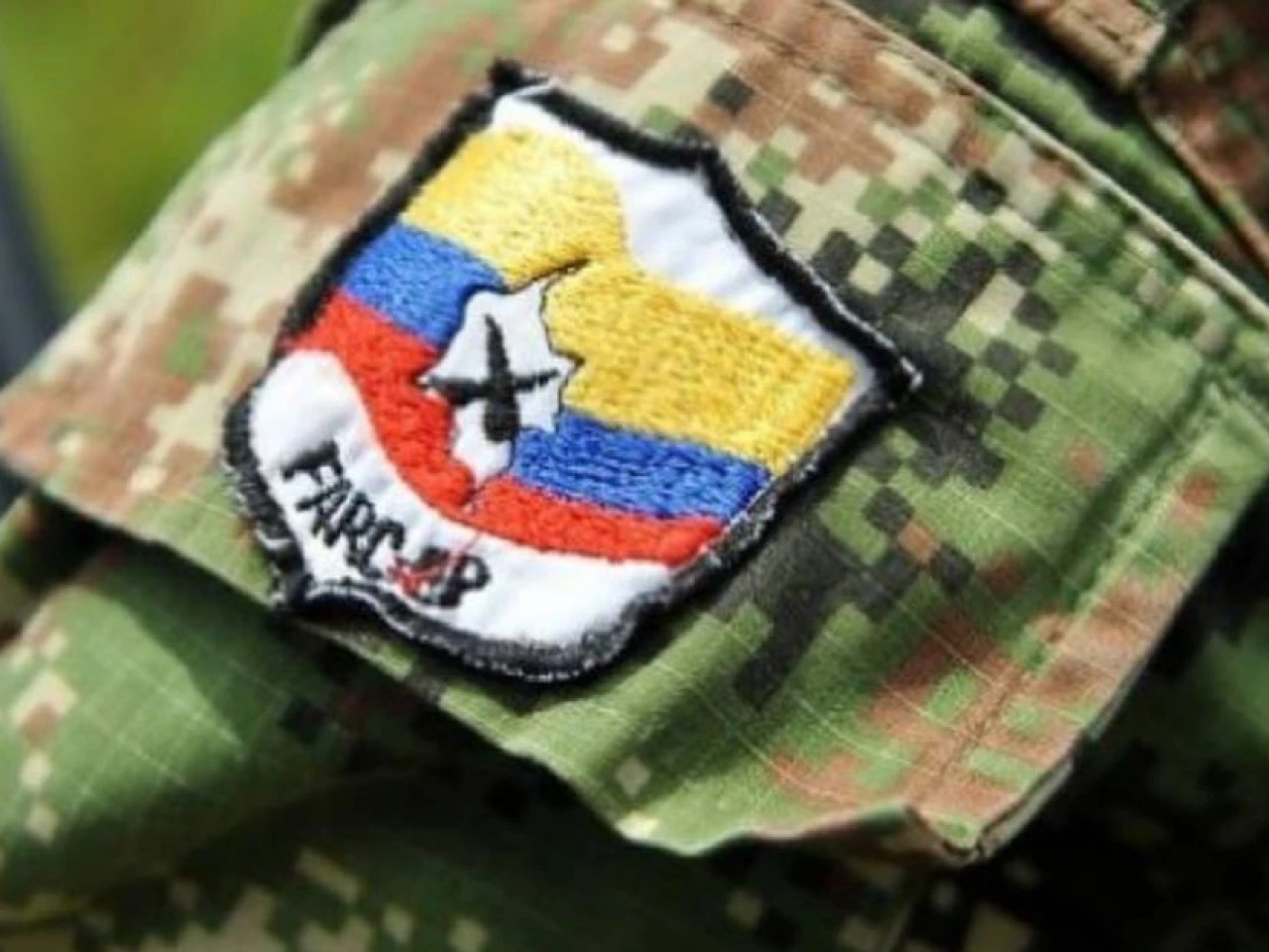 Colombia: Enfrentamiento con disidencias de las FARC dejó un militar muerto y 4 heridos
