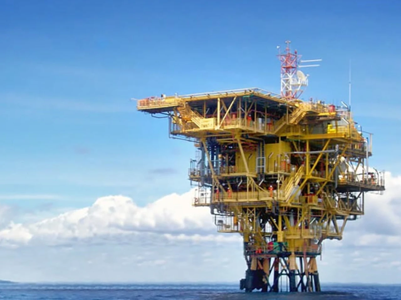 Petrobras estudia repotenciar las plataformas marítimas antiguas