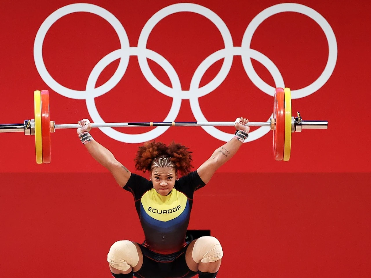 Angie Palacios conquistó la medalla de plata en el Mundial de Halterofilia