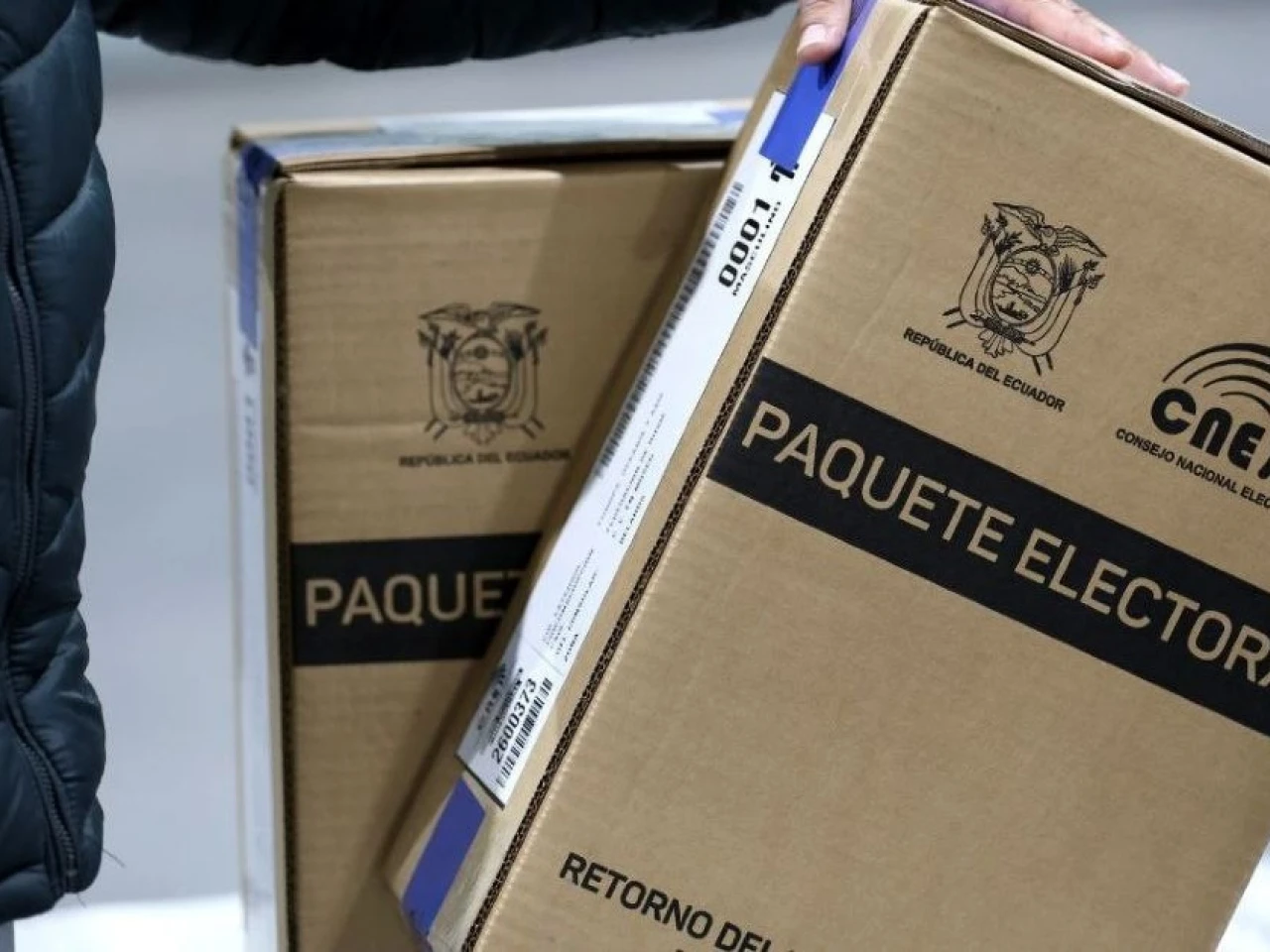 CNE prohibió el uso de celulares durante la segunda vuelta