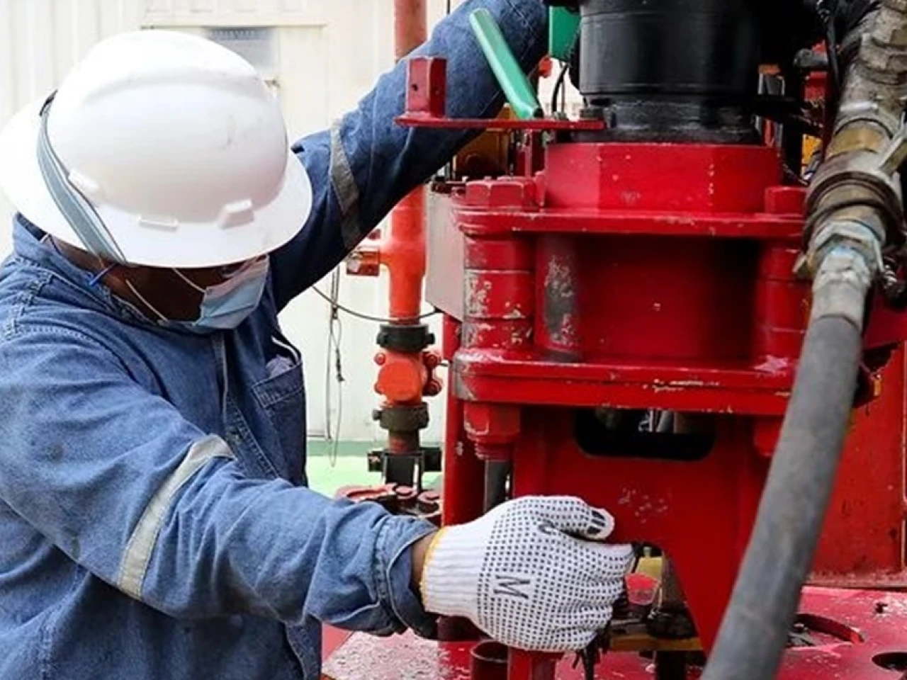 El presupuesto de Ecuador es el que más depende del petróleo en la región, según el FMI 