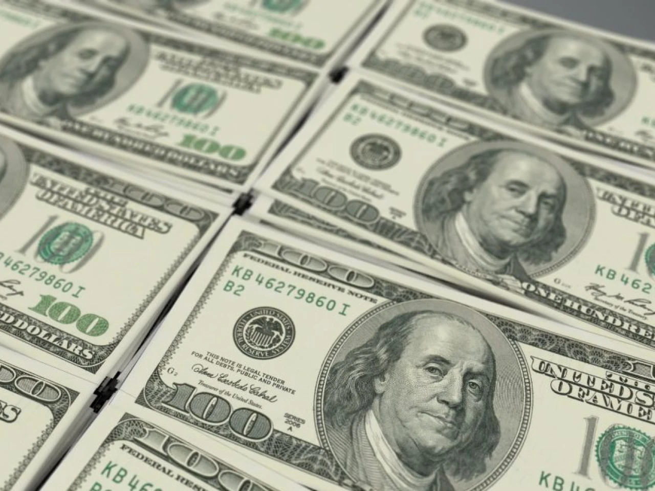 Mientras el mundo se endeuda más, Ecuador busca sostener sus cuentas fiscales