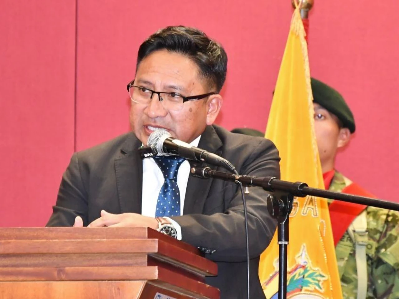 Ecuador busca incorporar 1.250 MW de energía renovable en los próximos dos años