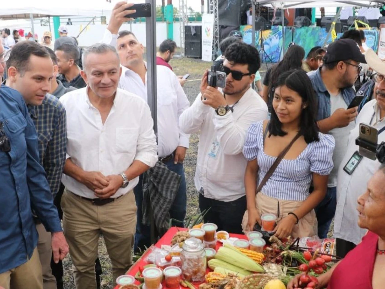 Morona Santiago reúne a más de 200 productores en la ExpoAgro2025