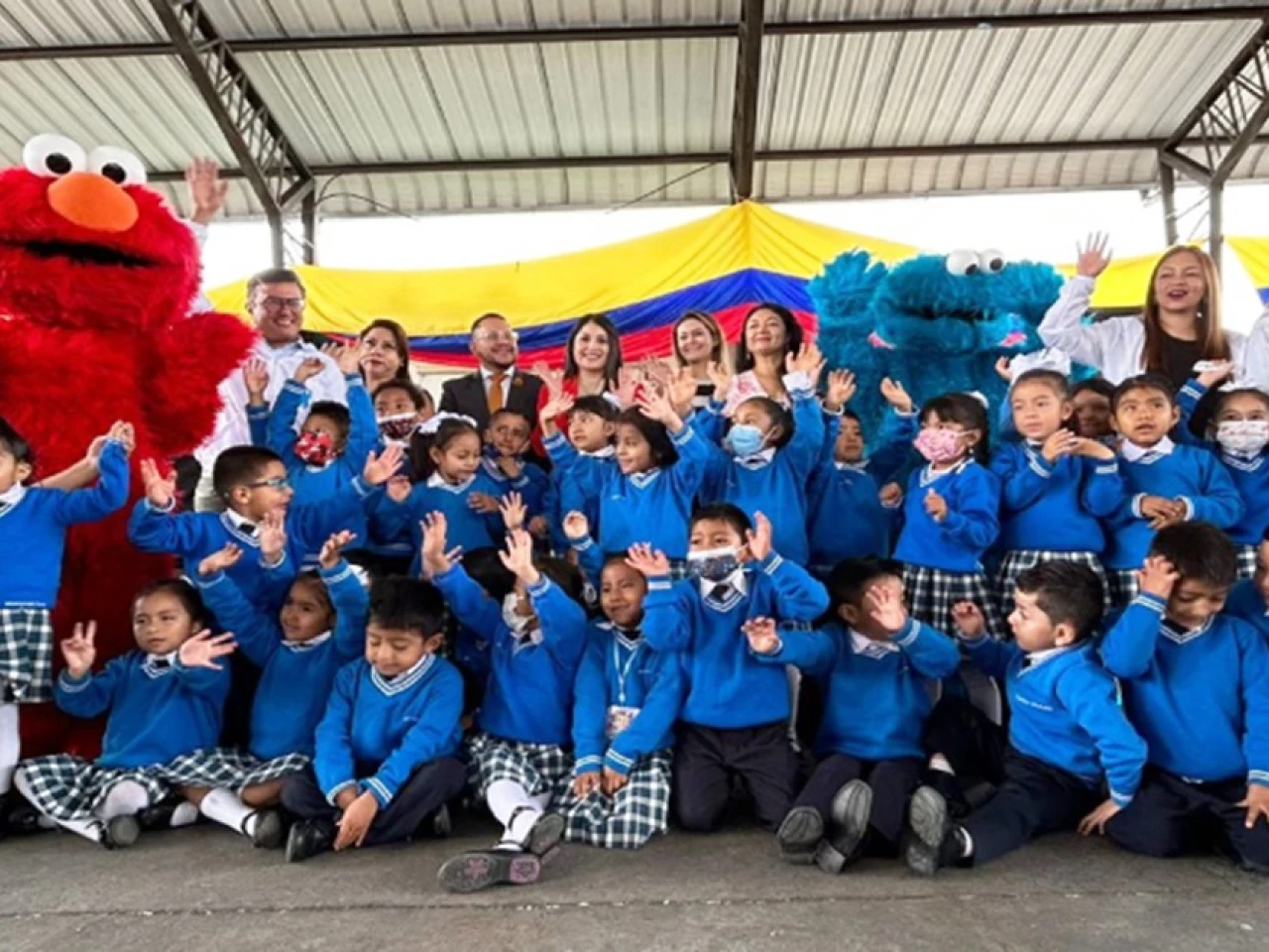 Hola Sésamo llega a Ecuador para sumar esfuerzos en la educación