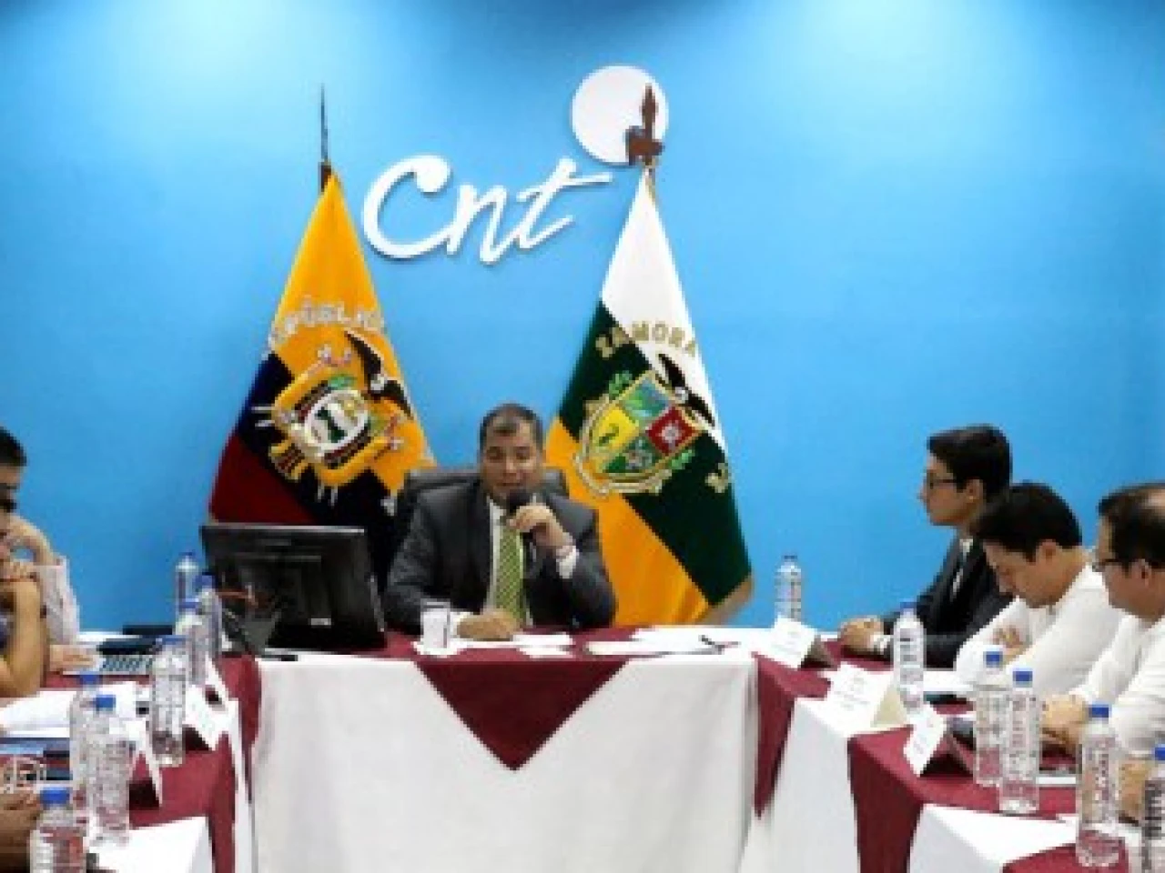 Correa dice que pregunta sobre la crisis de SOLCA “no es tan interesante”