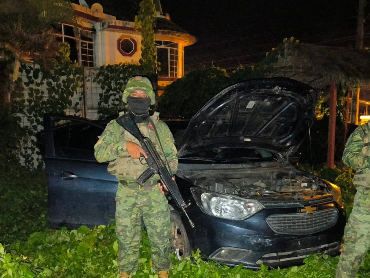2 coches bomba fueron hallados en Quevedo