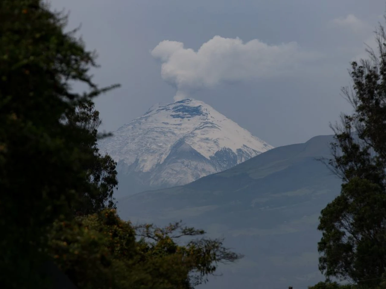 IG advierte de posible caída leve de ceniza en el sur de Quito