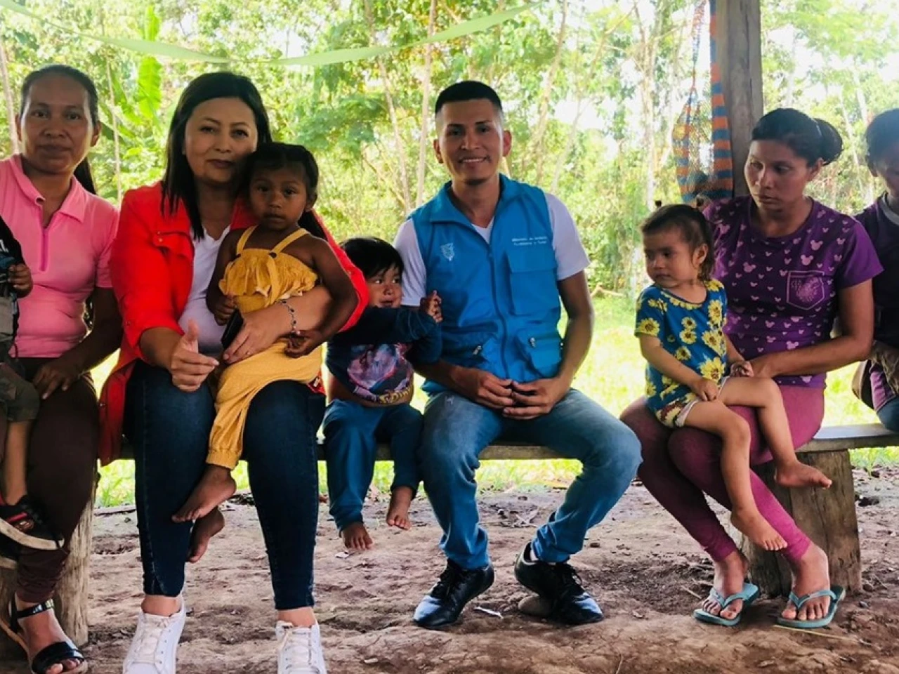20 niños waoranis se graduaron en Pastaza