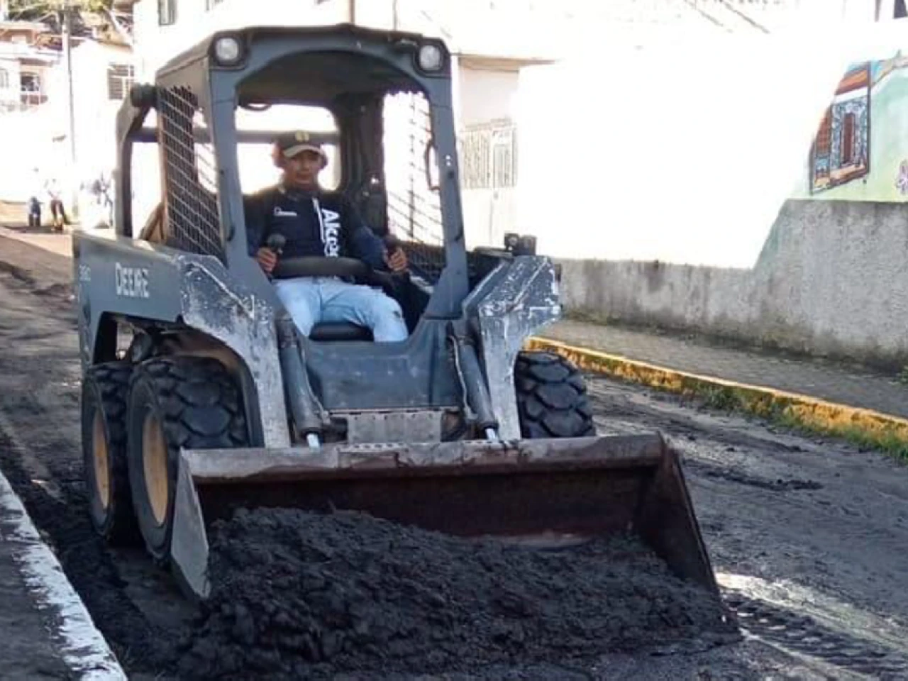 Varias escuelas siguen en modalidad virtual por las lluvias