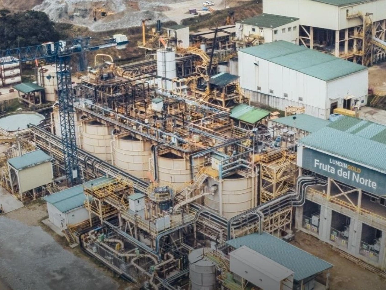 Mineras, acereras y cementeras deberán generar electricidad