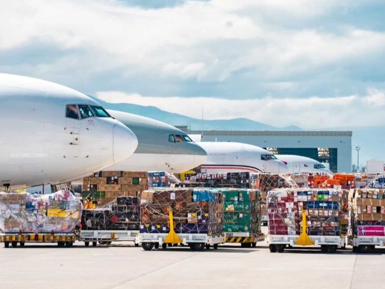 Quiport proyecta expansión de área de carga en el aeropuerto de Quito hasta 2030