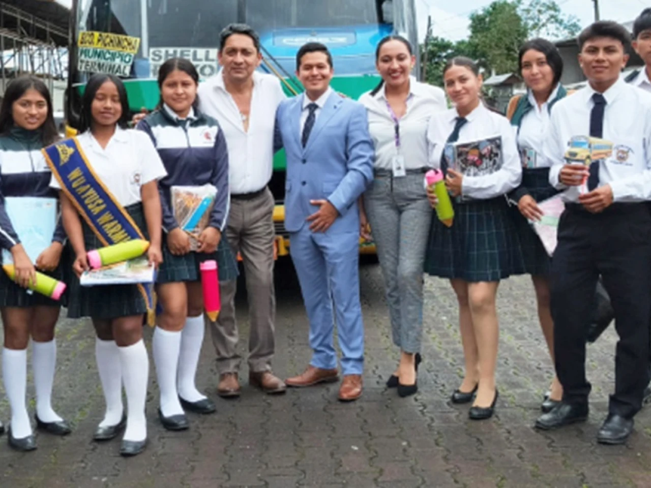 Santa Clara impulsa la educación rural con transporte escolar gratuito