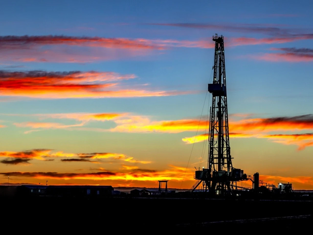 El petróleo WTI bajó un 0,31 %, hasta $ 83,10 el barril 