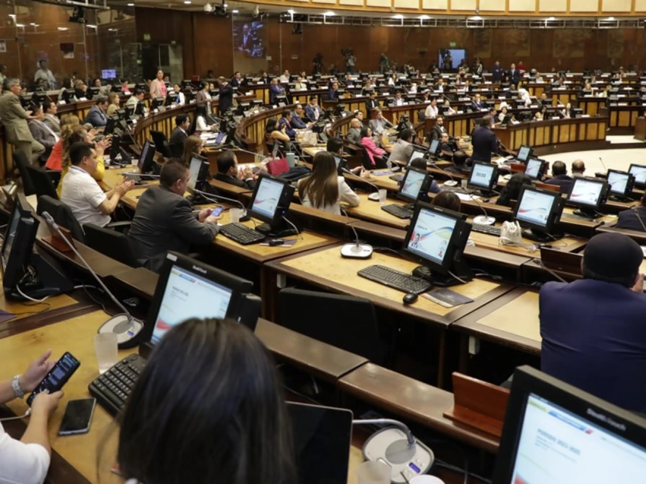 La Asamblea retomó juicio político a Lasso