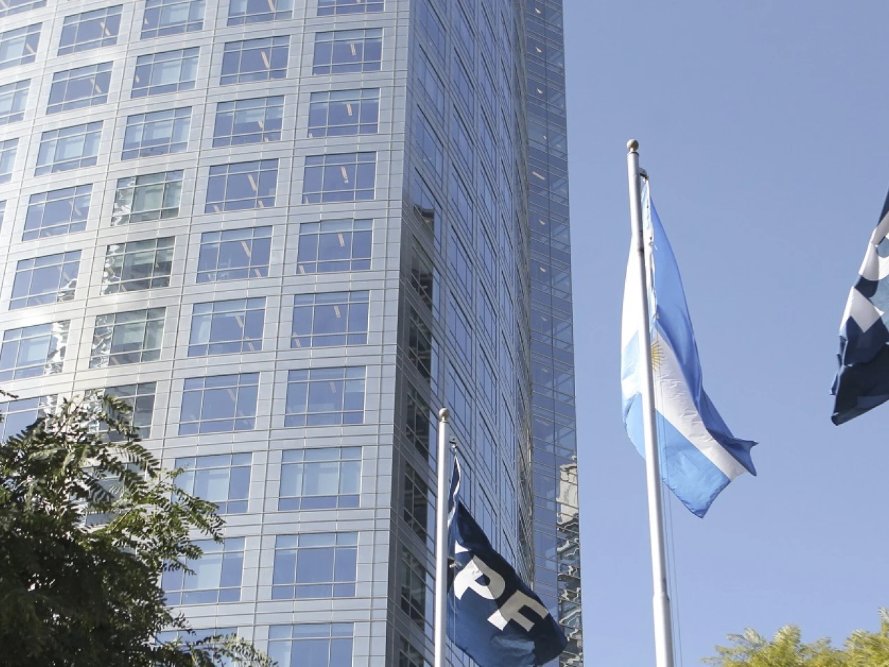 Jueza federal falla a favor de Burford y obliga a Argentina a pagar $ 16.000 millones