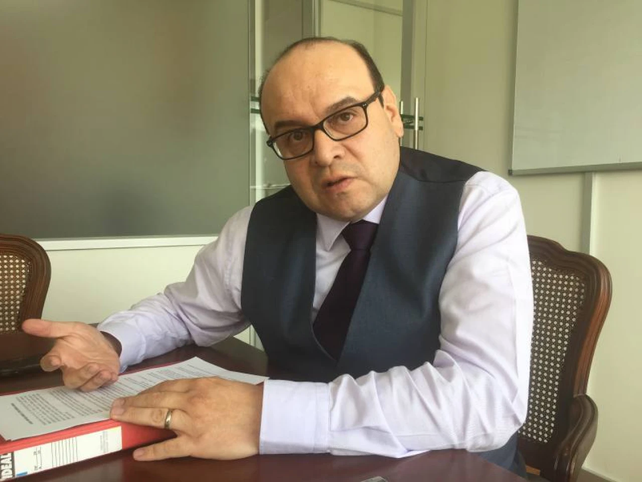 Pedido de quitar partes de informe del caso Gabela llegó desde un correo sin remitente
