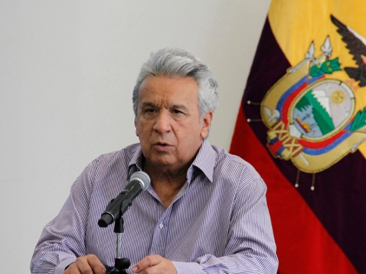 Gobierno ecuatoriano trata de reactivar turismo a las Galápagos