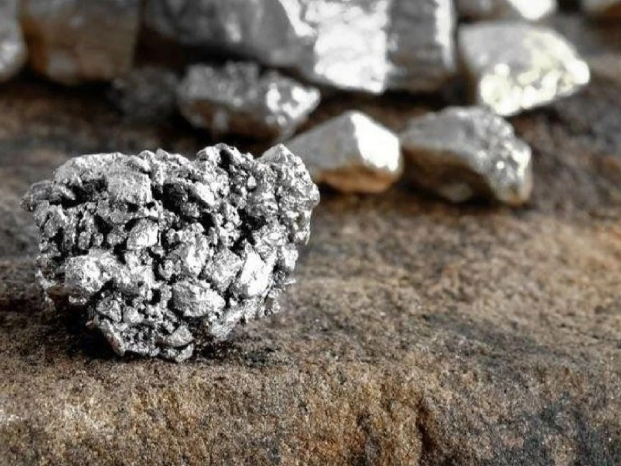Silvercorp asegura más capital para avanzar en sus proyectos mineros en Ecuador 