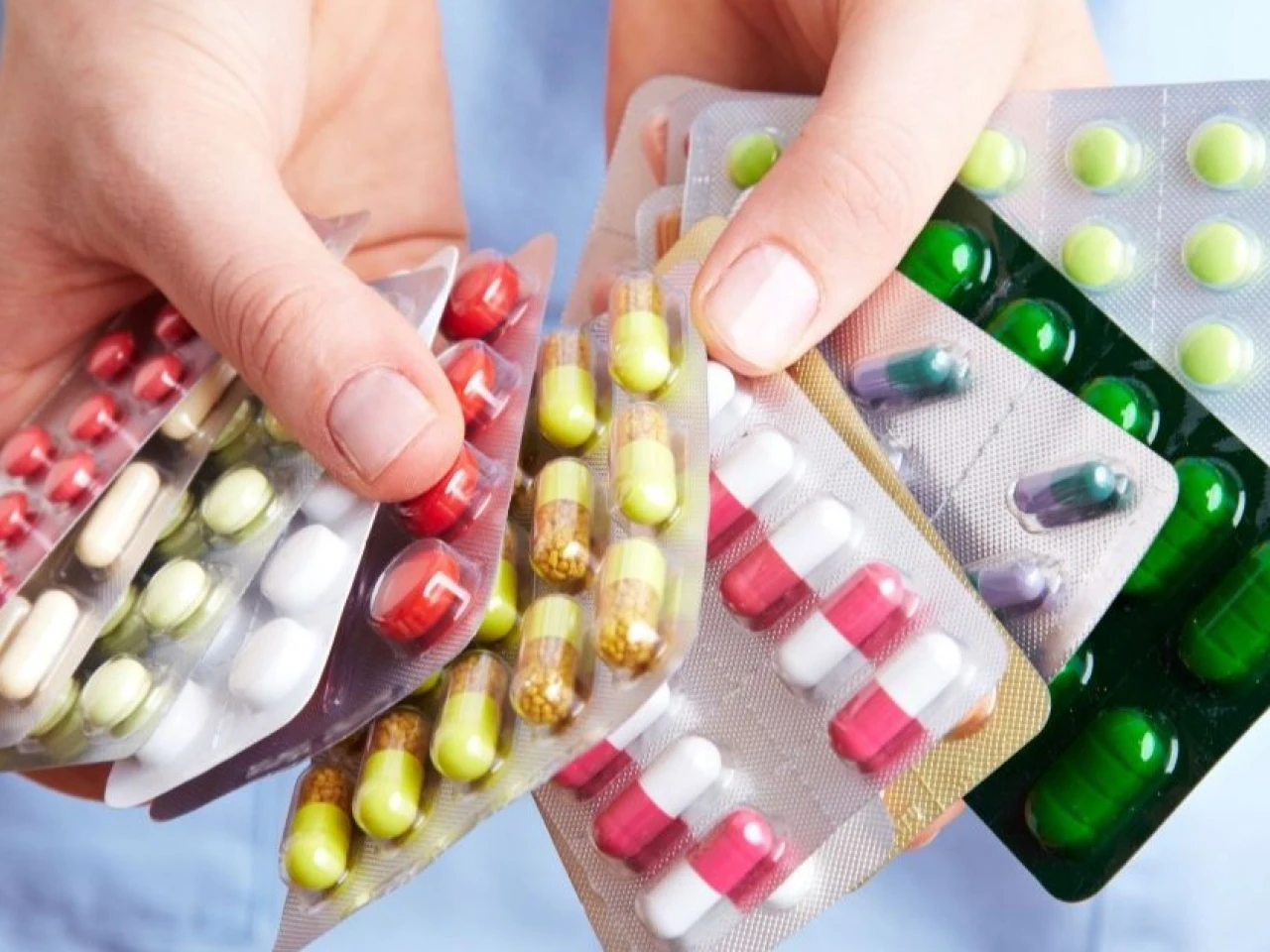 800 medicamentos y dispositivos fueron retirados del mercado
