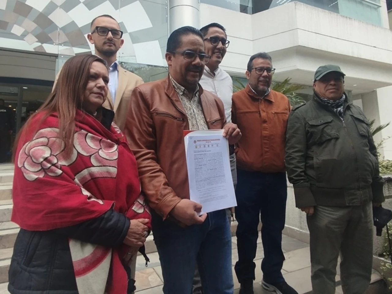Sindicatos presentan demanda al aumento del IVA