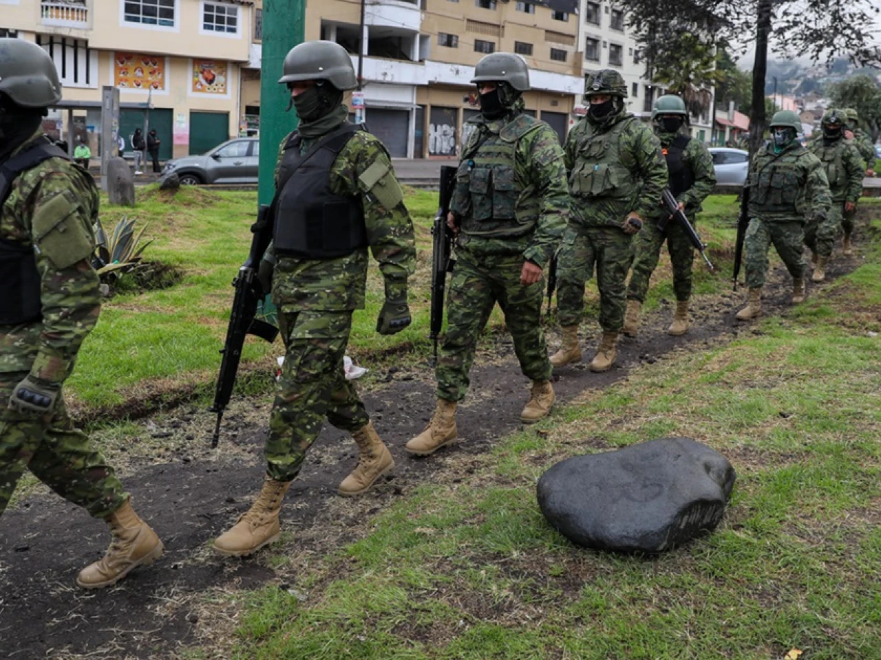 Más de 7.500 detenidos, 241 por terrorismo, durante el estado de excepción en Ecuador