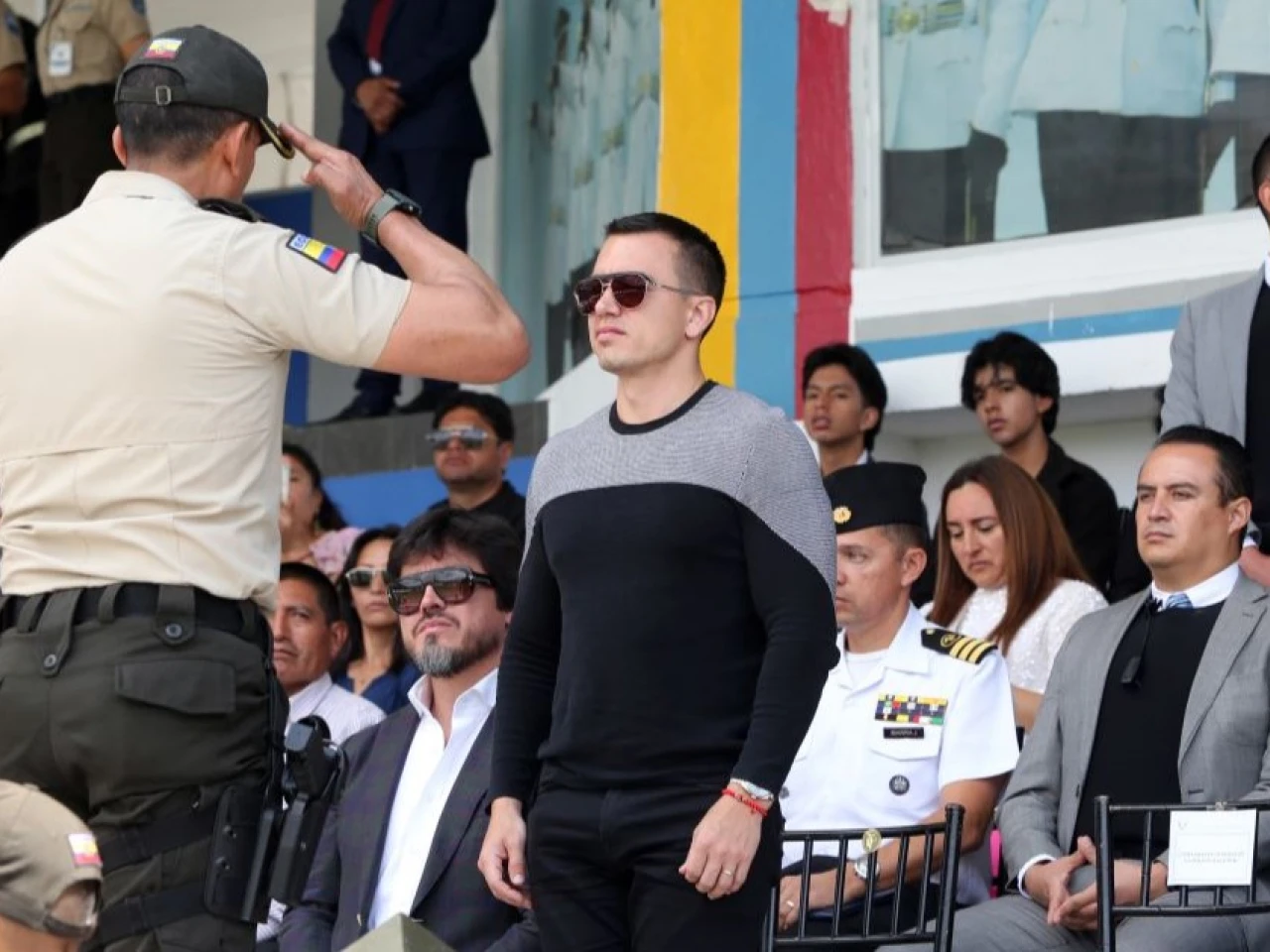 Ecuador cierra sus fronteras con Colombia y Perú por elecciones 