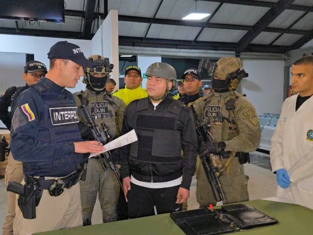 Colombia: Extraditan a alias “Pipe Tuluá”, acusado de crímenes contra guardianes del Inpec
