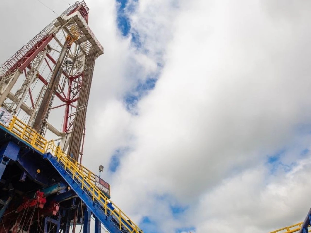 WTI supera los USD 79 por barril y fortalece la referencia del crudo ecuatoriano