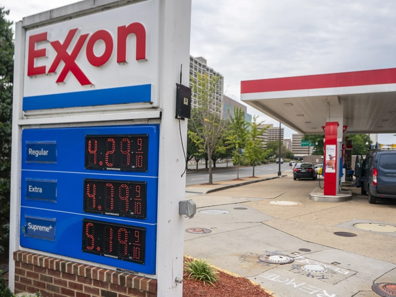 Exxon cree que el petróleo seguirá siendo "esencial" en 2050