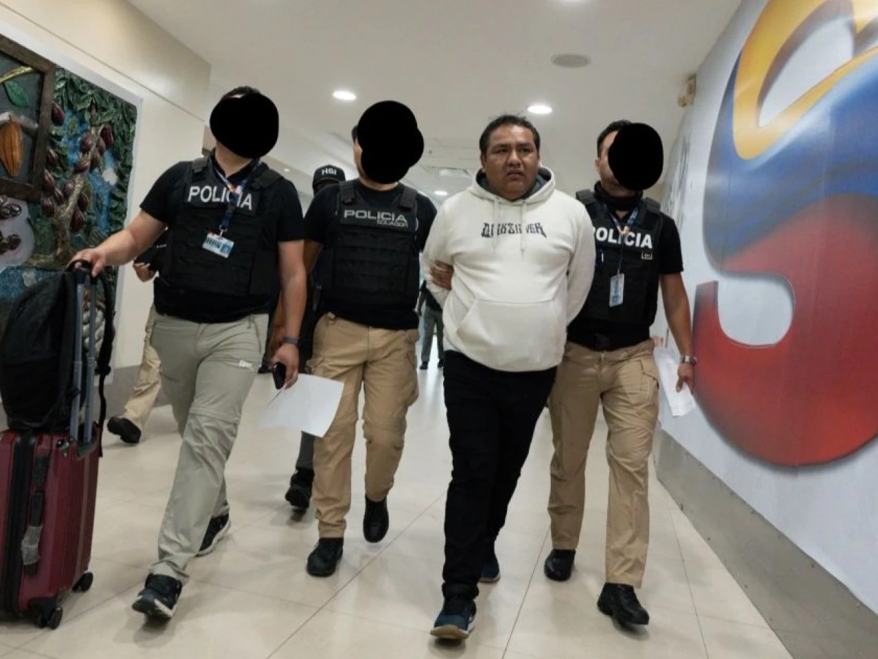 Cinco detenidos en Guayas y Tungurahua por presunta red de tráfico ilícito de migrantes