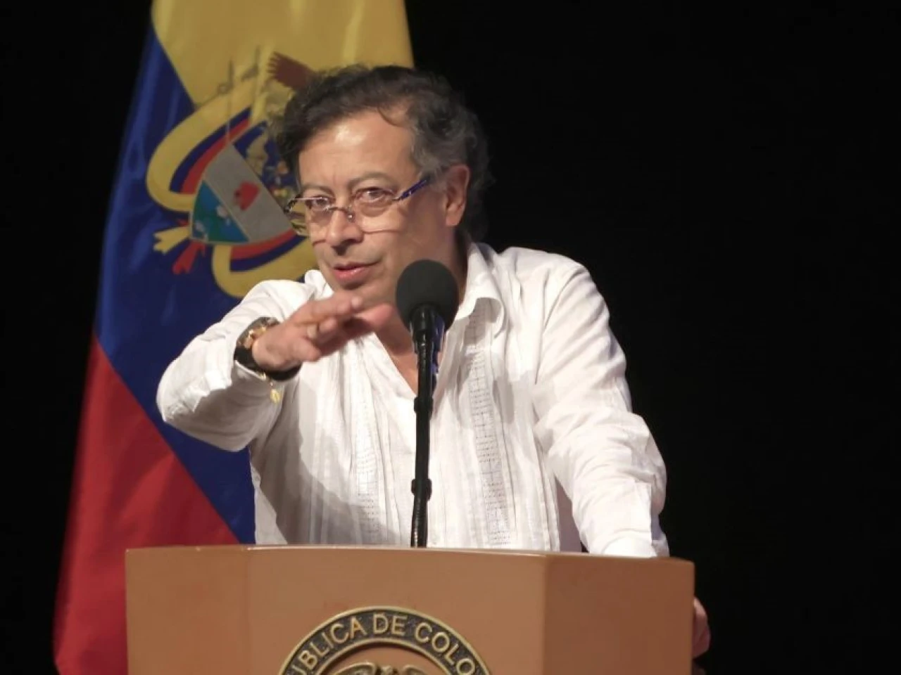 Petro no reconoce elecciones ecuatorianas