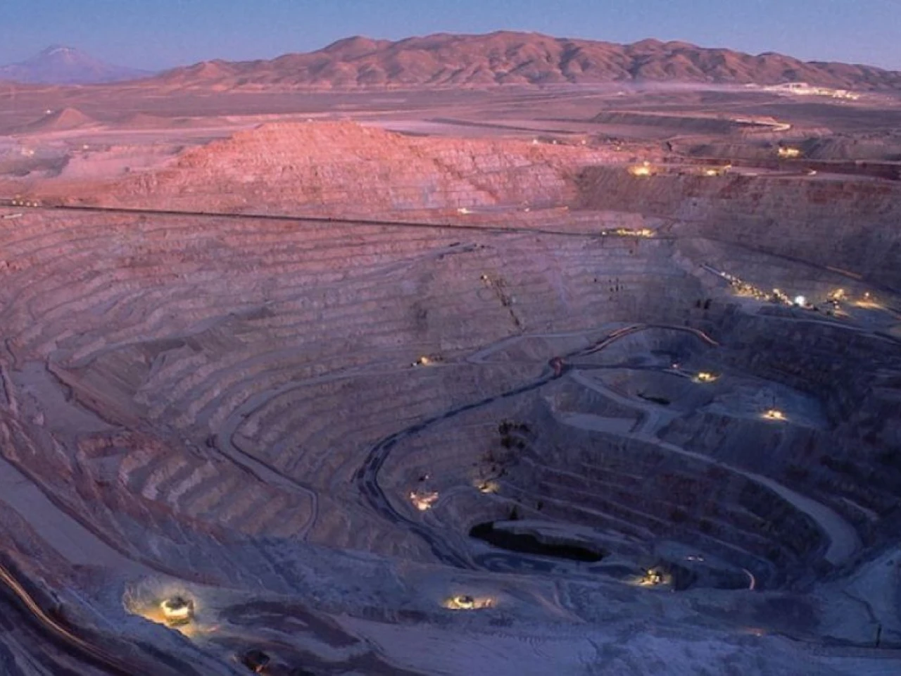 La inteligencia artificial impulsa una nueva carrera mundial por el cobre