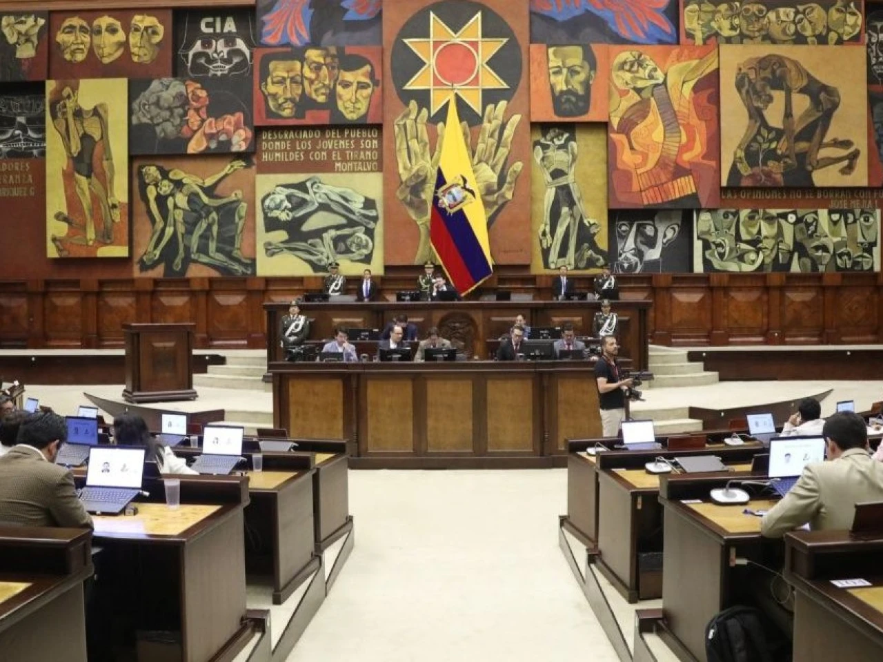 Principales noticias de Ecuador hoy - 1 de diciembre de 2025