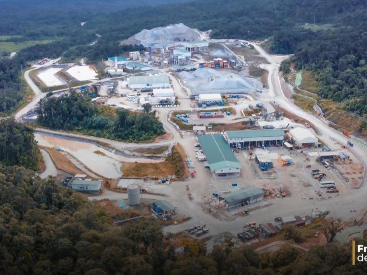 Minería impulsa los salarios en la Amazonía mientras el peso petrolero pierde protagonismo