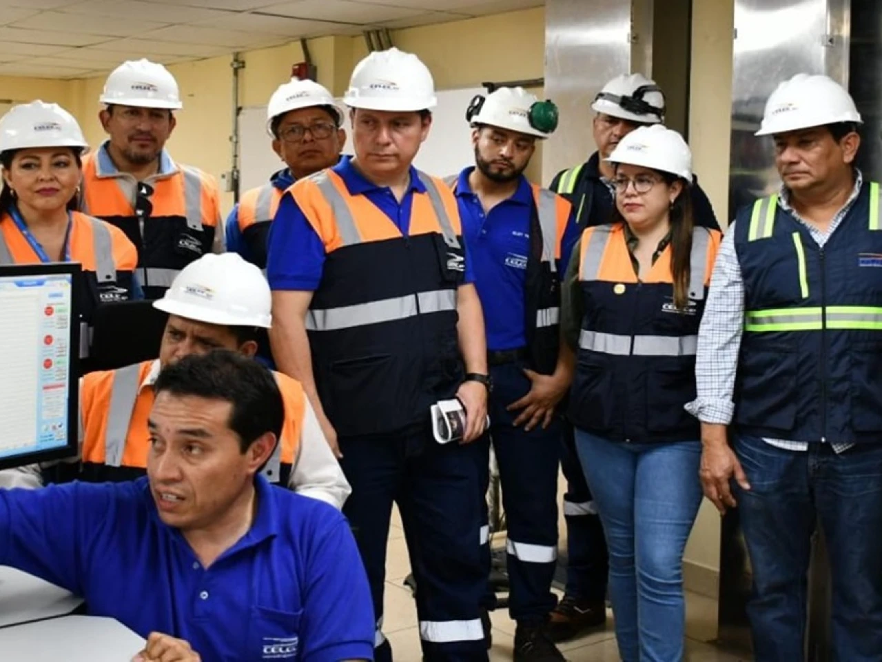 Arrobo inspeccionó el proyecto Toachi-Pilatón