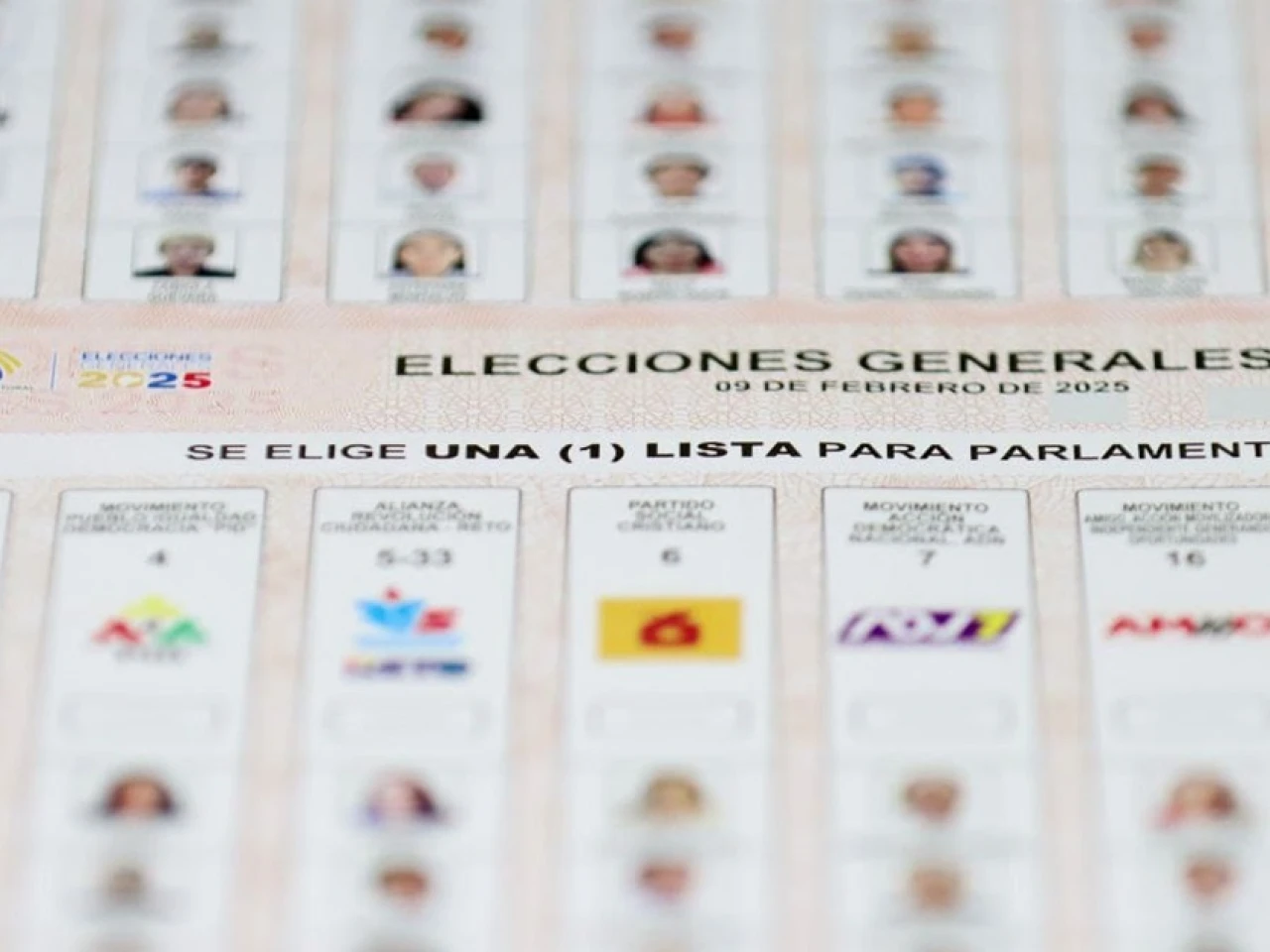 El CNE inició la impresión de 55 millones de papeletas para las elecciones