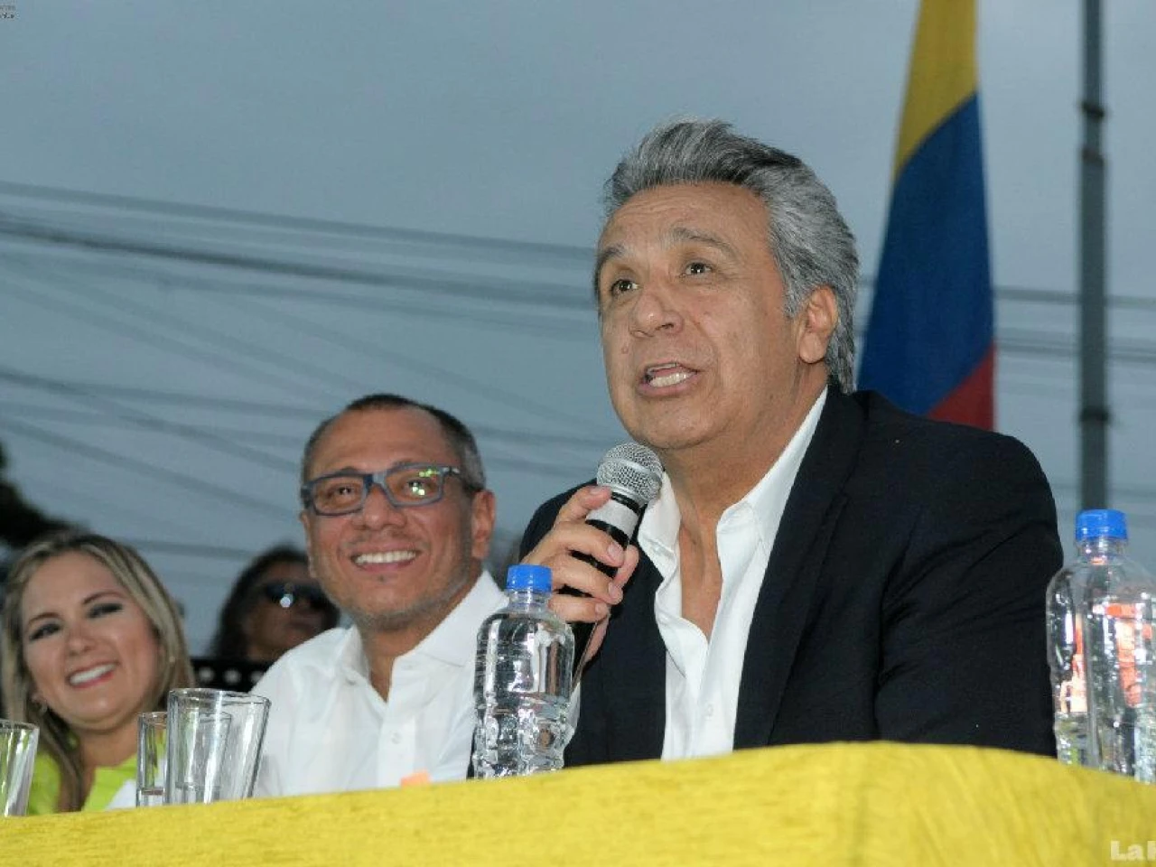 Candidato Lenín Moreno habla de tener ‘moneda propia’