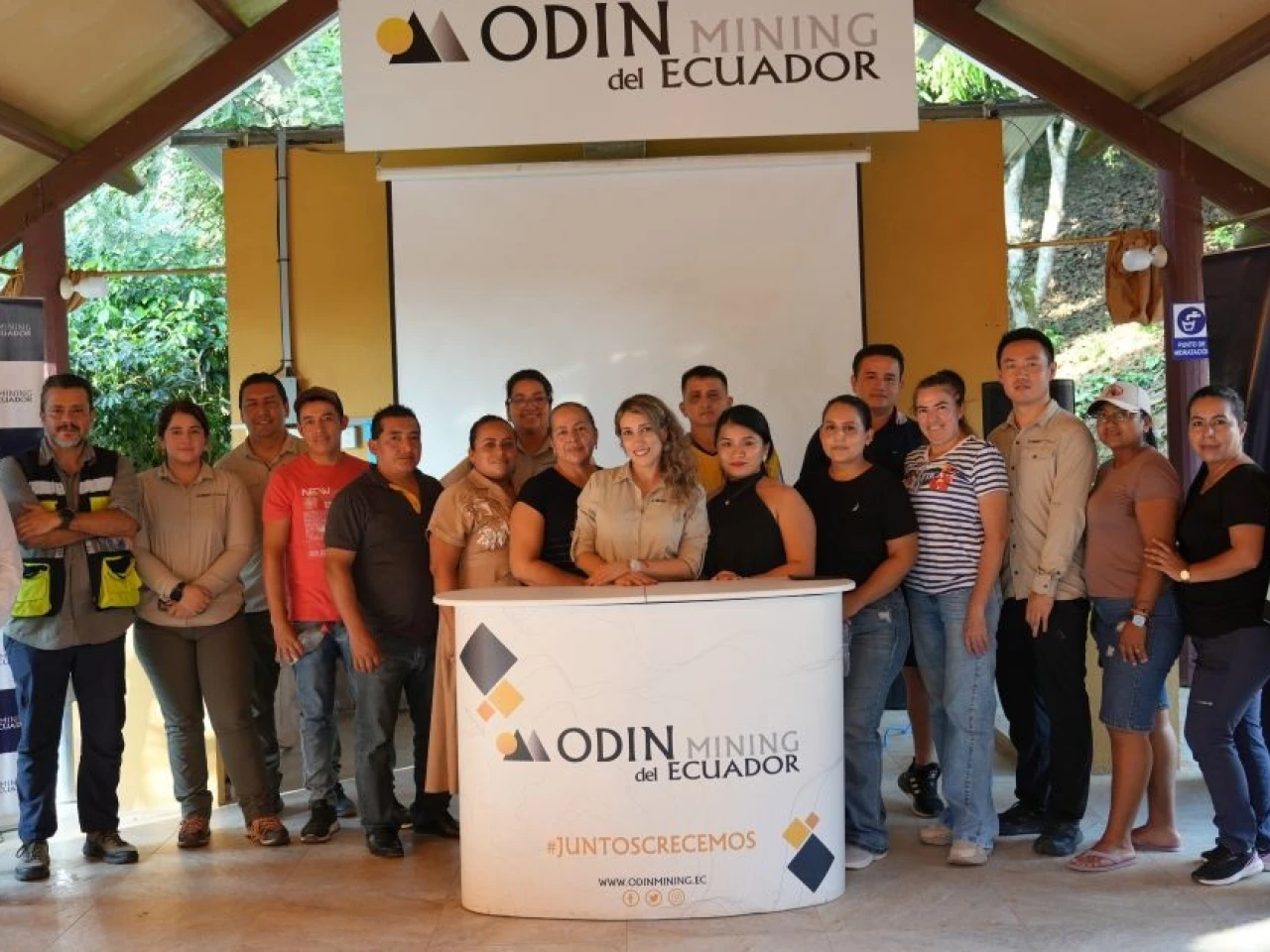 ODIN amplía programa avícola para 200 familias en El Oro