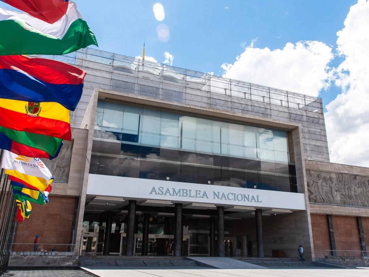 La Asamblea anunció acciones penales ante promulgación de polémica ley rechazada