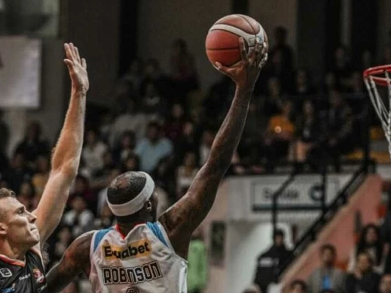 Jorge Guzmán, campeón de la Liga Básquet Pro