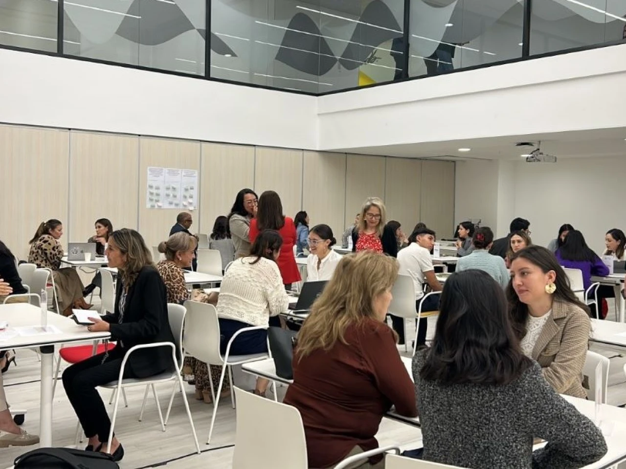 Ceres organizó clústeres temáticos con más de 100 profesionales