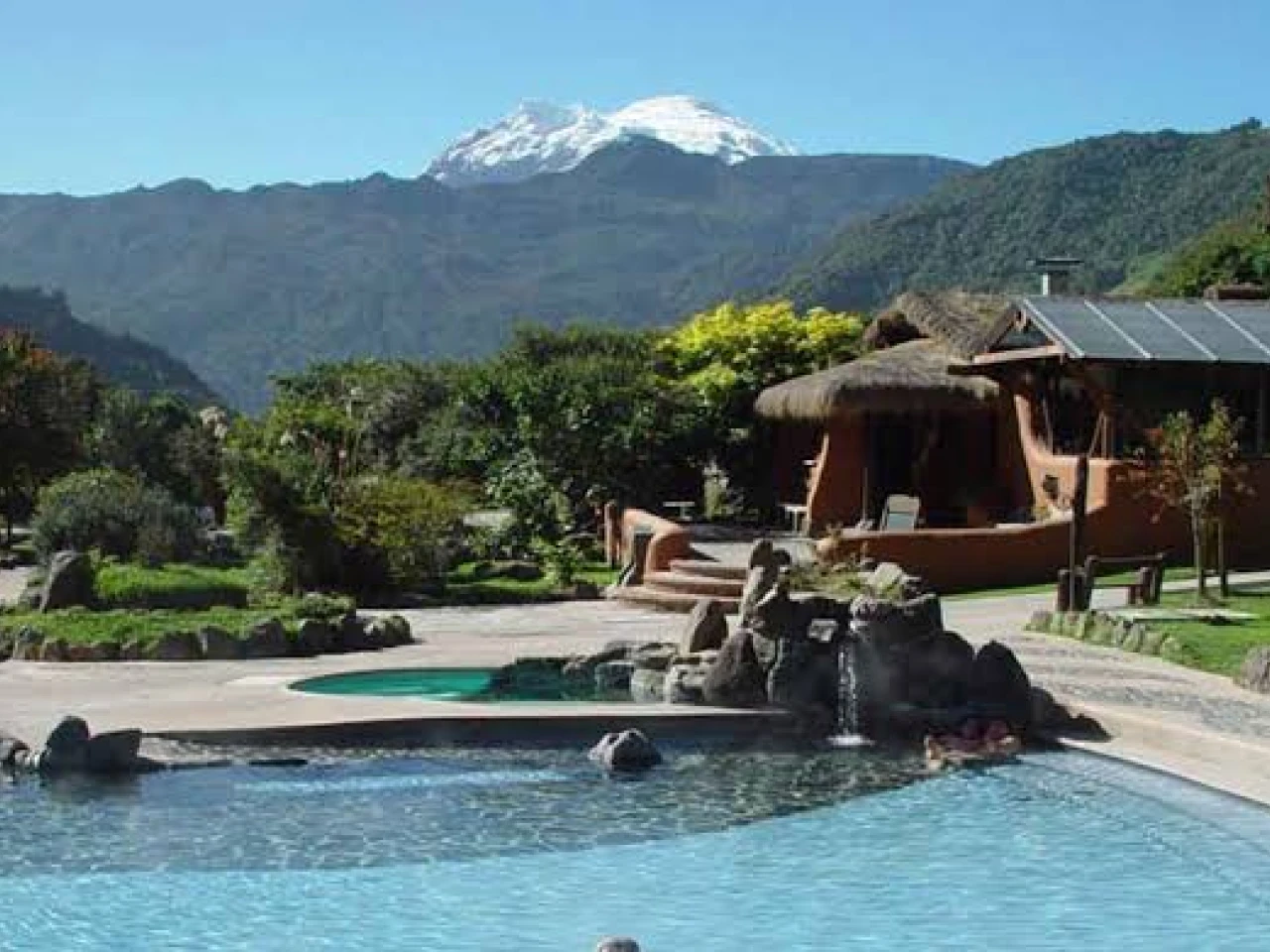 Turismo en Ecuador: los mejores pueblos con aguas termales para relajarse y disfrutar de la naturaleza