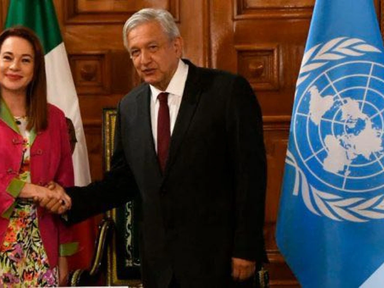 María F. Espinosa podría ser el peón de AMLO