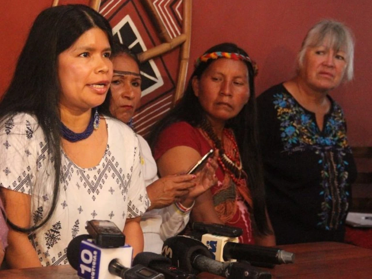 Ecuador: líder sarayaku Patricia Gualinga defiende su territorio a pesar de las amenazas