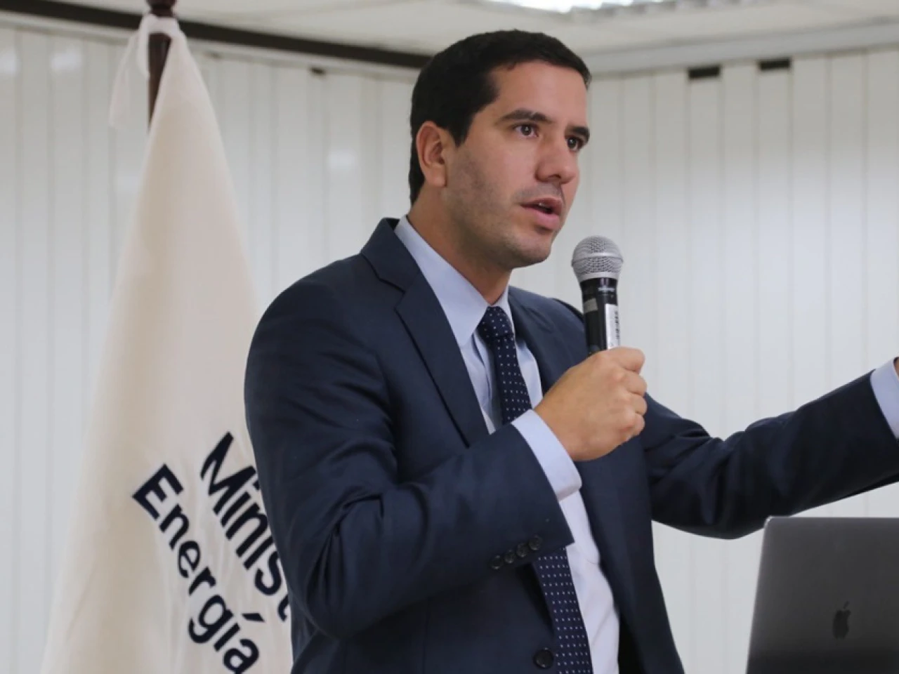 Los cortes de luz ya dejan pérdidas por $ 648 millones a Ecuador