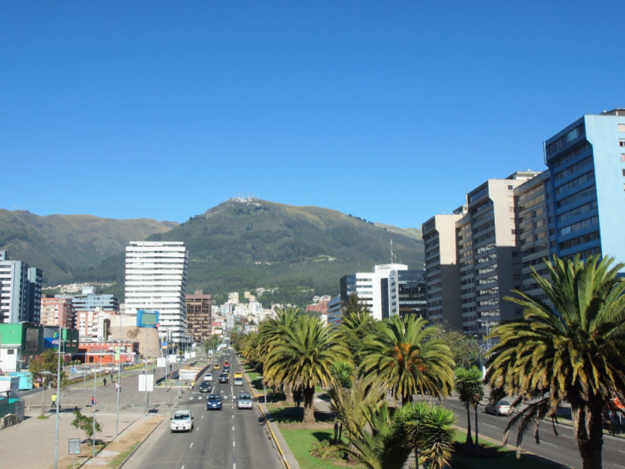 Pico y Placa Quito para este lunes 8 de septiembre de 2025: horarios y restricciones